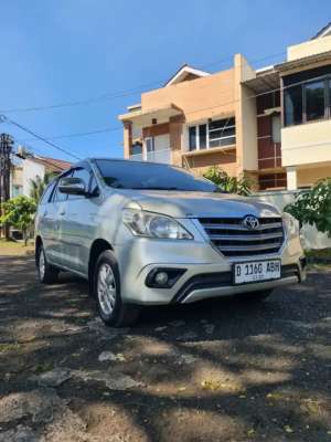 Jual bekas INNOVA G 2.0 MANUAL 2013 MuLuS PISAN,lokasi di Cimahi Kota