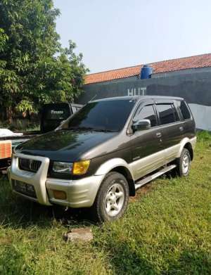 Jual bekas Isuzu Panther 2003 MTDiesel 2.5,lokasi di Depok Kota