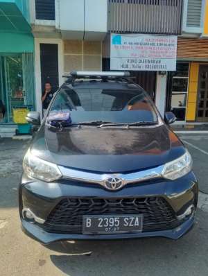 Jual bekas Jual Avanza Veloz 1.3 Matic Hitam,lokasi di Jakarta Selatan