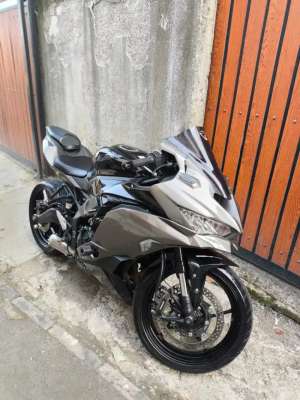 Jual bekas Jual cpt zx25r non abs tft km 9rb,lokasi di Jakarta Selatan