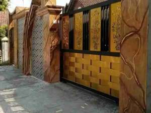 Jual murah rumah 2 lantai di kota Kediri harga di bawah pasar lokasi di Kediri  Kab., tersedia melalui melalui situs Olx