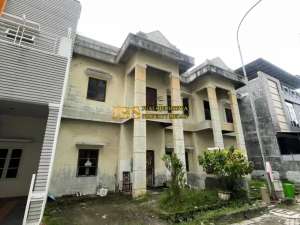 Jual Murah Rumah Kondisi Kosong di Komplek Cemara Asri - Medan Tersedia Gandeng lokasi di Medan Kota, tersedia melalui melalui situs Olx