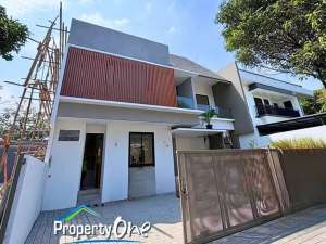 Jual Rumah Di Giri Loka BSD Serpong lokasi di Tangerang Selatan Kota, tersedia melalui melalui situs Olx