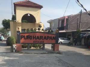 Jual Rumah Murah Di Puri Harapan Bekasi Barat lokasi di Bekasi Kota, tersedia melalui melalui situs Olx
