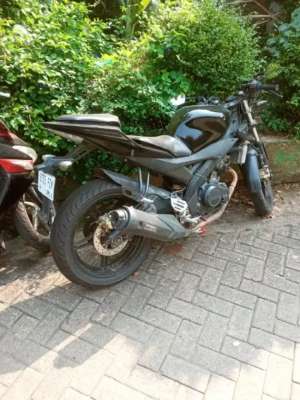 Jual bekas Jual yamaha R 15 2014,lokasi di Jakarta Barat