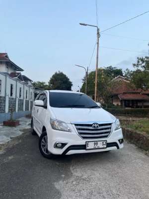 Jual bekas Kijang Innova V Bensin,lokasi di Kuningan Kab.