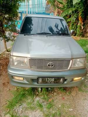 Jual bekas Kijang krista 2001,lokasi di Tangerang Selatan Kota