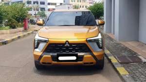 Jual bekas Km 19rb mitsubishi xforce ultimate 2024 kuning,lokasi di Jakarta Utara