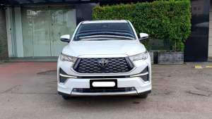 Jual bekas Km 41rb toyota kijang innova zenix q hybrid modelista tss 2024 putih,lokasi di Jakarta Utara