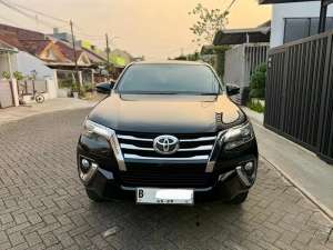 Jual bekas KM 55rb Asli BarcodeREDYFortuner VRZ 2.4 DIESEL 20192020,lokasi di Jakarta Barat