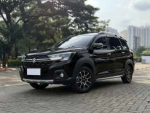 Jual bekas KM LOW PAJAK PANJANG Suzuki XL7 Beta Sport AT 2023 Black,lokasi di Bekasi Kab.