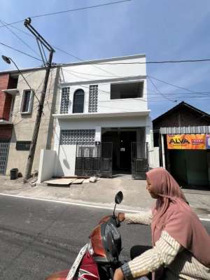 Kost murah uns surakarta lokasi di Surakarta Kota, tersedia melalui melalui situs Olx