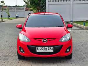 Jual bekas Mazda 2 V manual 2012,lokasi di Jakarta Selatan
