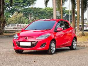 Jual bekas Mazda 2 V Manual 2012 Banyak Upgrade,lokasi di Tangerang Selatan Kota