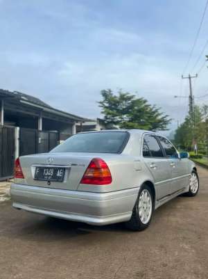 Jual bekas Mercy c180 matic mulus lengkap mobil bandung,lokasi di Bandung Kota