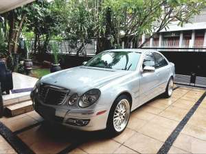 Jual bekas Mercy E 200 KFaceLife ,th 2007 Istimewa,lokasi di Jakarta Selatan