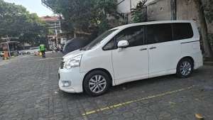 Jual bekas Nav1 V Limited 2014 Orisinilan,lokasi di Cimahi Kota