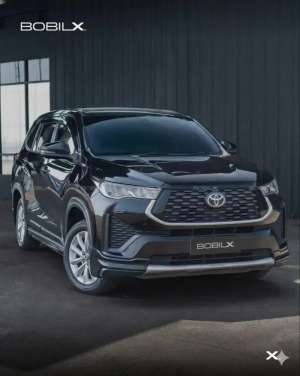 Jual bekas NIK 2023 Toyota Kijang Innova Zenix Hybrid V CVT Black on Black,lokasi di Jakarta Utara