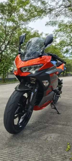 Jual bekas Ninja 250 FI MDP 2018,lokasi di Jakarta Timur