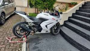 Jual bekas Ninja 250 Karbu CBU,lokasi di Bekasi Kota
