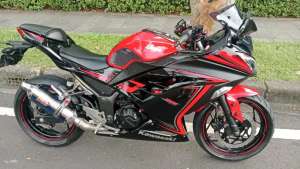 Jual bekas Ninja 250 special edition,lokasi di Depok Kota