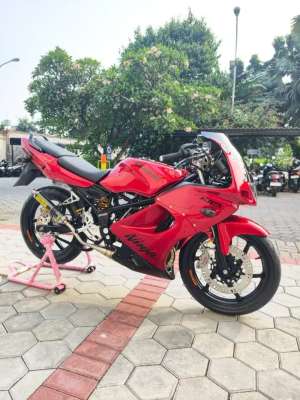 Jual bekas Ninja rr old 2009 asli merah,lokasi di Jakarta Pusat