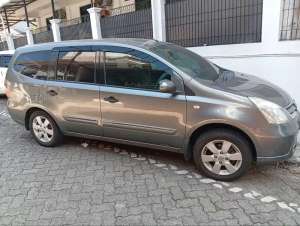 Jual bekas Nissan Grand Livina 2010,lokasi di Tangerang Selatan Kota