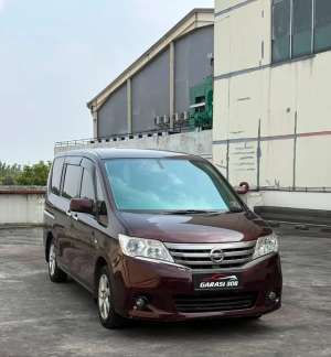 Jual bekas Nissan Serena 2.0 X AT 2014 AT Merah C26 kilometer 150 rb,lokasi di Jakarta Selatan
