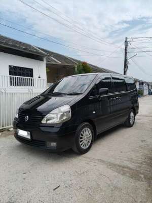 Jual bekas Nissan Serena 2011 Bensin,lokasi di Bandung Kab.