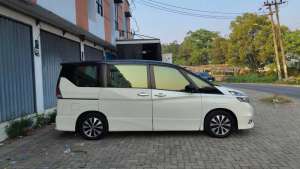 Jual bekas Nissan Serena 2019 Bensin,lokasi di Bekasi Kab.