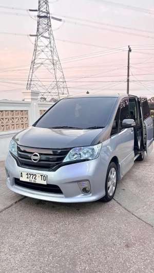 Jual bekas NISSAN SERENA HWS 2014,lokasi di Serang Kab.