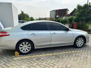Jual bekas NISSAN TEANA 2009 2.5 BENSIN AT,lokasi di Depok Kota