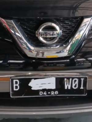 Jual bekas Nissan Xtrail T32 Hybrid,lokasi di Jakarta Selatan