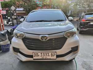 Jual bekas Obral MURAH Avanza 2021 1300cc manual 2020 bsTT xenia Sigra Calya rush,lokasi di Makassar Kota