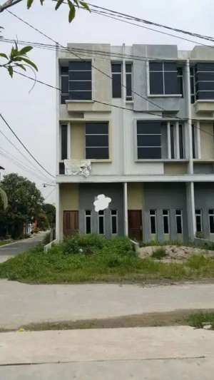 Ruko Murah di Seputaran Cemara Asri Medan lokasi di Medan Kota, tersedia melalui melalui situs Olx