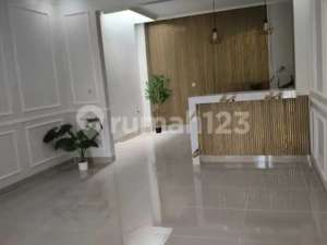 Rumah, lokasi di Tangerang Selatan Kota, tersedia melalui melalui situs Olx