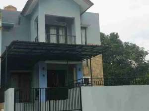 Rumah 2 Lantai dijual di Cluster Tirta Nirwana Bogor lokasi di Bogor Kota, tersedia melalui melalui situs Olx