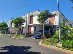 Rumah Bagus Hook di Podomoro Park Bandung lokasi di Bandung Kota, tersedia melalui melalui situs Olx