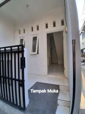 Rumah Baru 2 Lantai 2KT Johar Baru Jakpus Siap Huni Strategis lokasi di Jakarta Pusat, tersedia melalui melalui situs Olx
