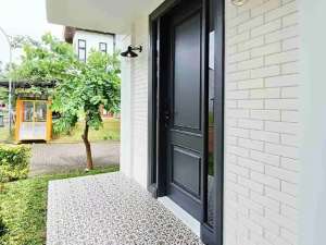 Rumah Baru di Nusa Loka BSD Tangerang Selatan lokasi di Tangerang Selatan Kota, tersedia melalui melalui situs Olx