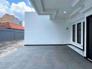 Rumah Baru Plus Rooptof Dalam Cluster Dikebagusan Ps Minggu Jakarta Selatan lokasi di Jakarta Selatan, tersedia melalui melalui situs Olx