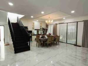 Rumah Cantik Dijual Villa shangri-la Dekat Ke Ferry Sekupang batam lokasi di Batam Kota, tersedia melalui melalui situs Olx