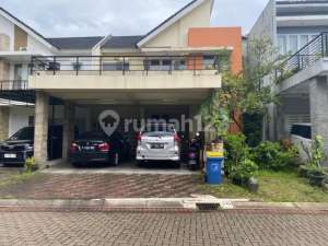 Rumah Cantik Murah The Green BSD lokasi di Tangerang Selatan Kota, tersedia melalui melalui situs Olx