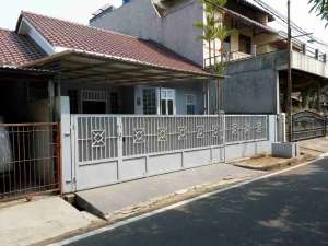 Rumah di Jual Pamulang Estat lokasi di Tangerang Selatan Kota, tersedia melalui melalui situs Olx