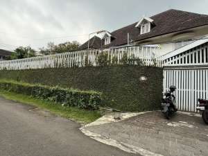 Rumah Hook Luas Shm Setrasari 6 Kamar 2 Lantai lokasi di Bandung Kota, tersedia melalui melalui situs Olx