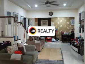 RUMAH HUK DI TAMAN PEGANGSAAN INDAH AREA KELAPA GADING JAKARTA UTARA lokasi di Jakarta Utara, tersedia melalui melalui situs Olx