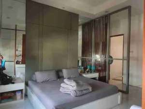 Rumah Komplek Villa Arteri Kebon Jeruk Siap Huni Full Furnished lokasi di Jakarta Barat, tersedia melalui melalui situs Olx