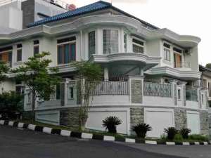 Rumah Lux di Komplek Elite Setra Duta Bandung lokasi di Bandung Kota, tersedia melalui melalui situs Olx