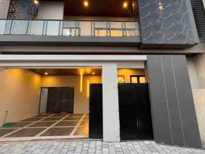 Rumah Mewah Kontemporer Modern Dekat UGM lokasi di Sleman Kab., tersedia melalui melalui situs Olx