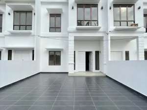 RUMAH MEWAH PADANG BULANMAWAR REGENCY 1 LANTAI DAN 2 LANTAI lokasi di Medan Kota, tersedia melalui melalui situs Olx